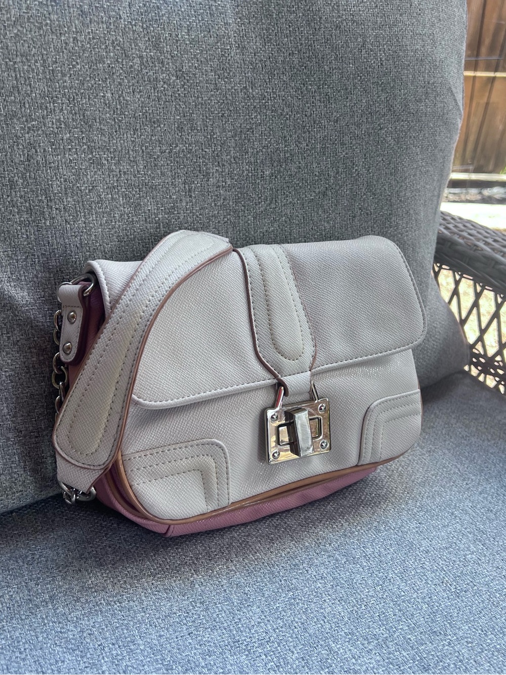 Sondra Roberts Cream Tan Two-Tone Crossbody Bag Silver Chain Strap Faux Leather